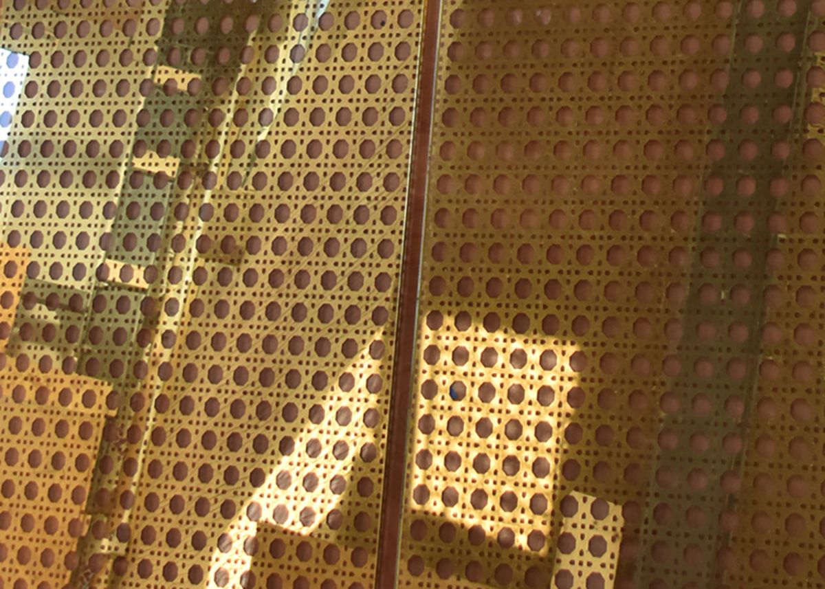 24ct gold verre églomisé for the tea lounge Mandarin Oriental.